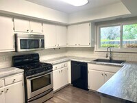 Building Photo - Northwest Austin Beauty Feeds to RRISD!