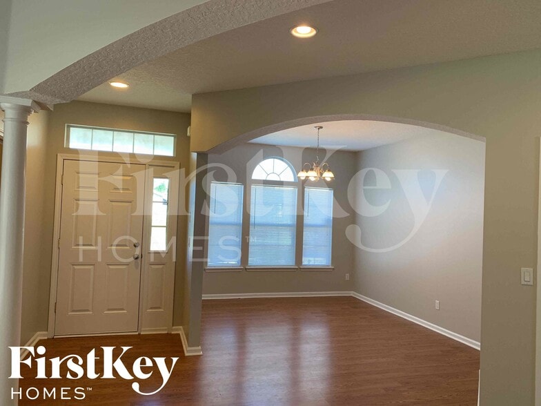 Building Photo - 2831 Harvest Moon Dr
