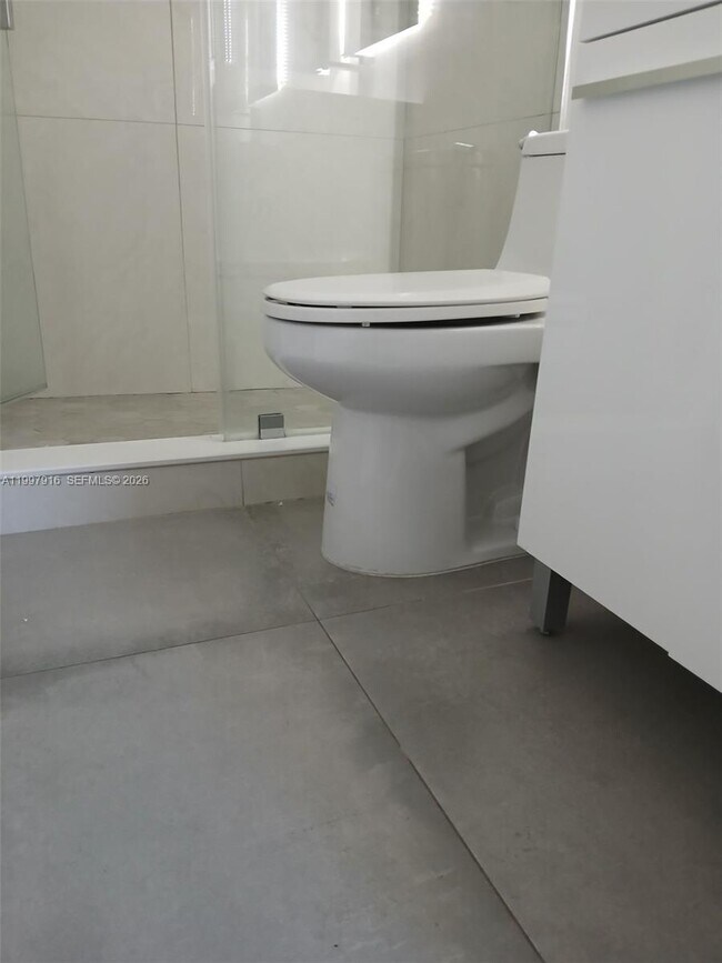 Building Photo - 15659 SW 73rd Cir Terrace