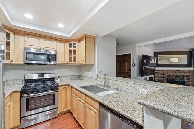 Building Photo - 7135 Firmament Ave