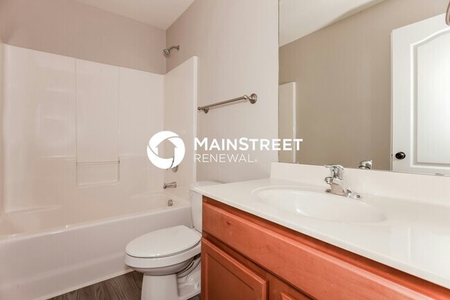 Building Photo - 3 Bedroom Pet-Friendly Home in Huntersville, NC with Main Street Renewal