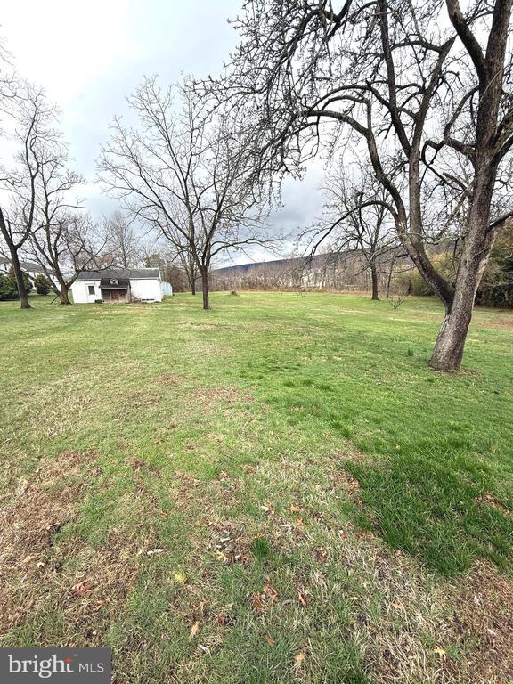 Building Photo - 4324 Valley Rd