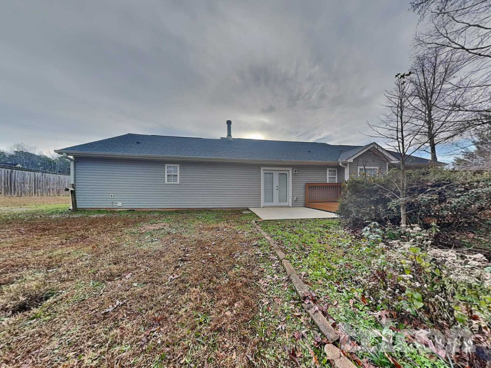 Building Photo - 374 Chesapeake Way