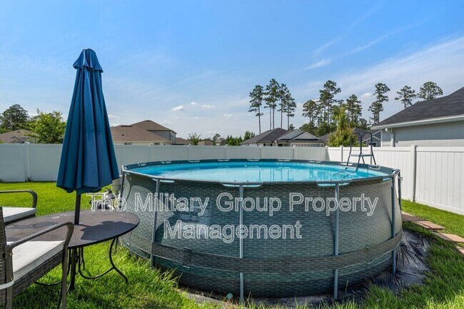 Building Photo - 2522 Lantana Ln