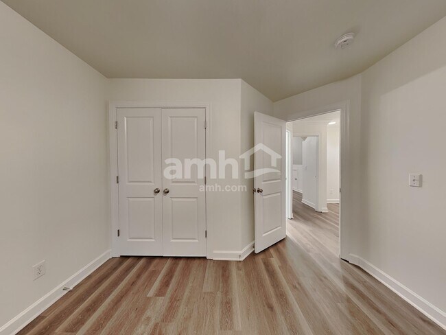 Building Photo - 4610 Baylor St