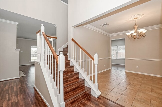 Building Photo - 4026 N Barnett Way