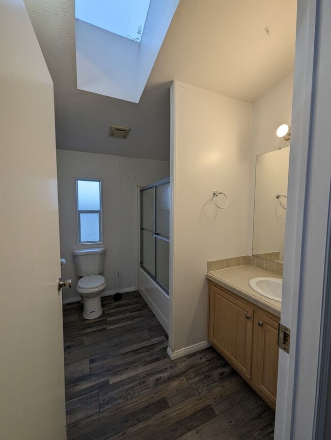 Building Photo - Littlerock 3 Bedroom