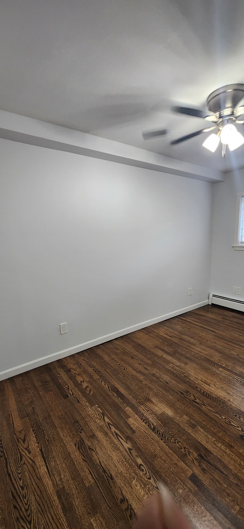 Building Photo - 1029 Underhill Ave