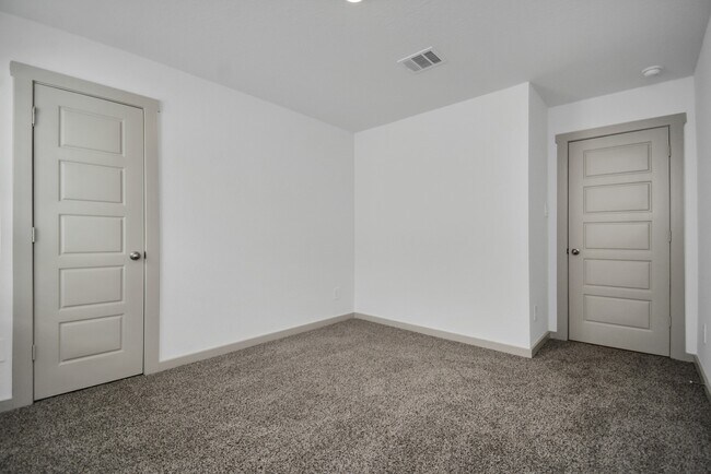 Building Photo - 7731 Suffolk Vly Ln