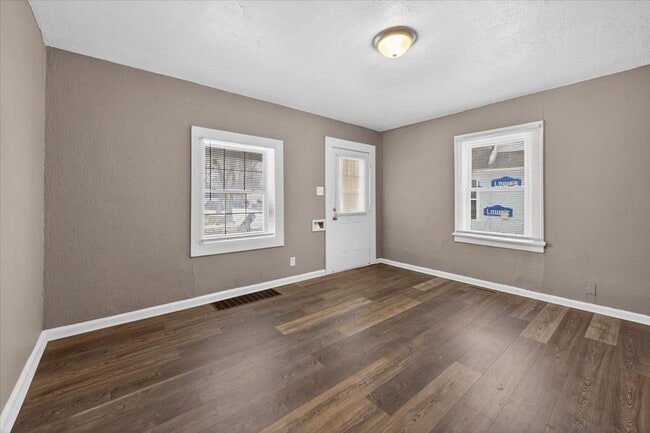 Building Photo - 2351 North LaSalle Street - $750.00/mo.