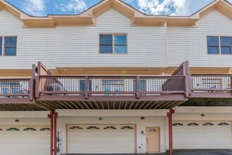 Building Photo - 1279 Dahlgren Lane