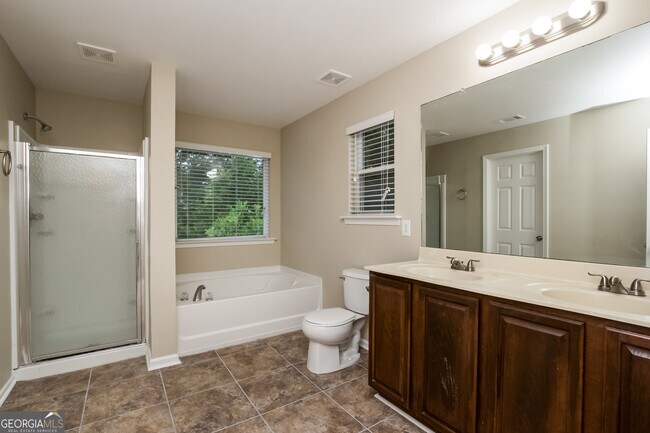 Building Photo - 1260 Sailwind Ct