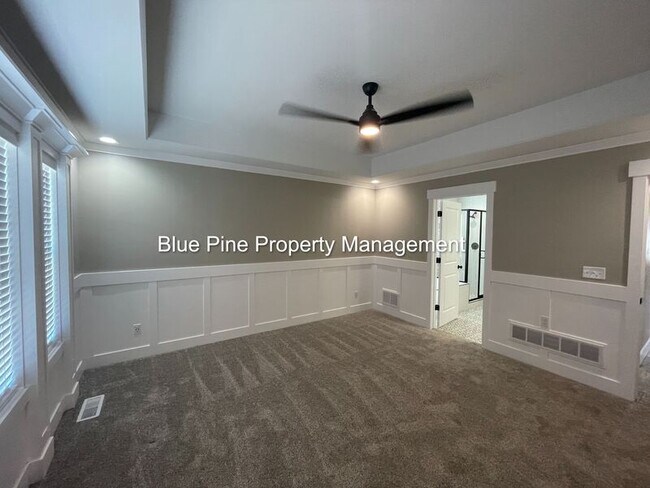 Building Photo - 1507 47th St