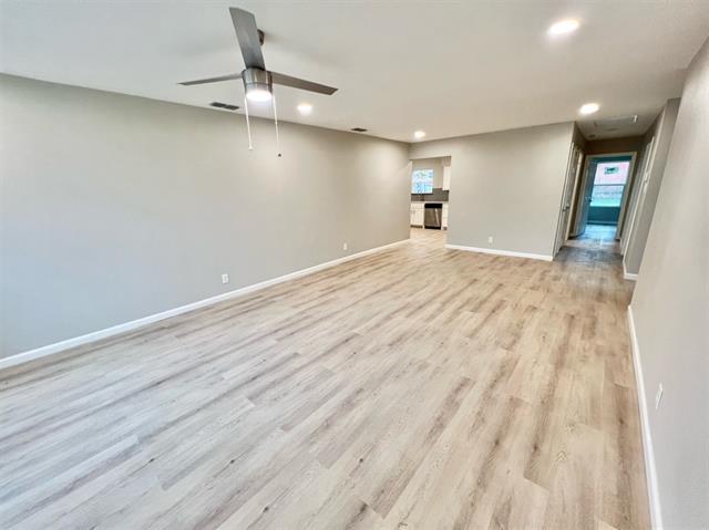 Building Photo - 2107 Hedgerow St