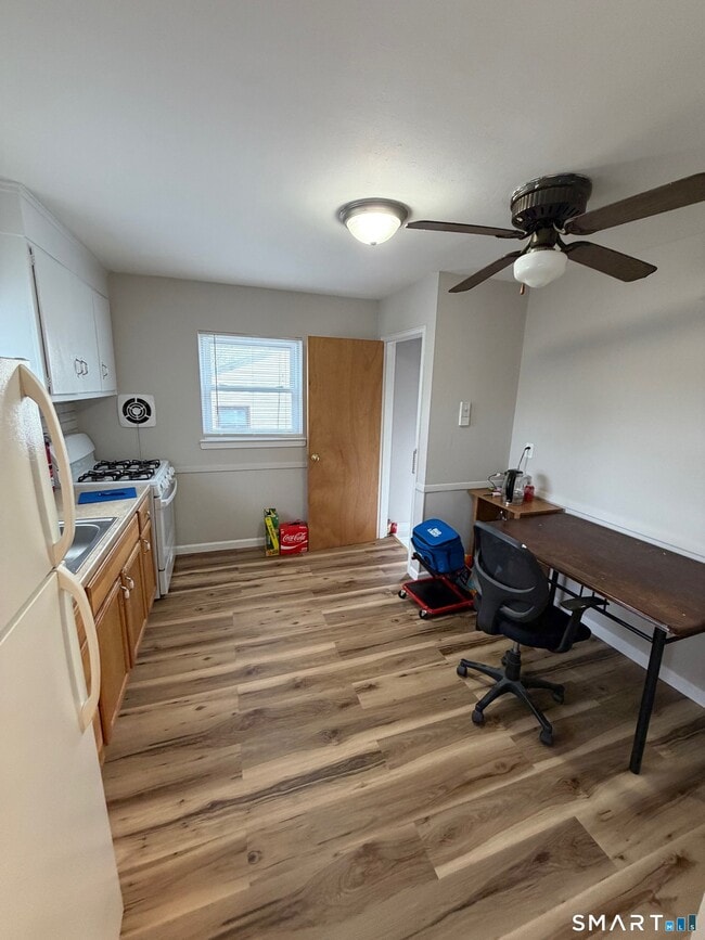 Building Photo - 21 Monte Vista Ave