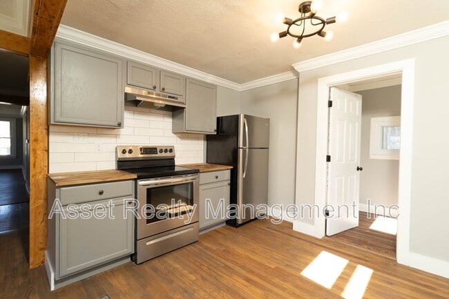 Building Photo - 1900 Edgewood Ave