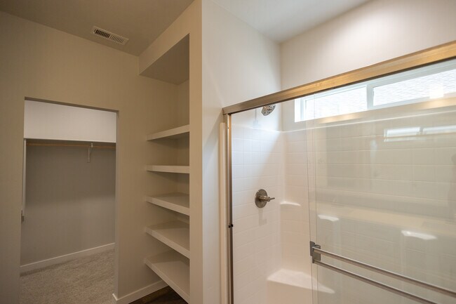 Building Photo - 10617 W Garganey Dr