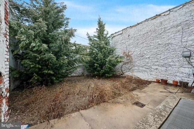 Building Photo - 4912 Baltimore Ave