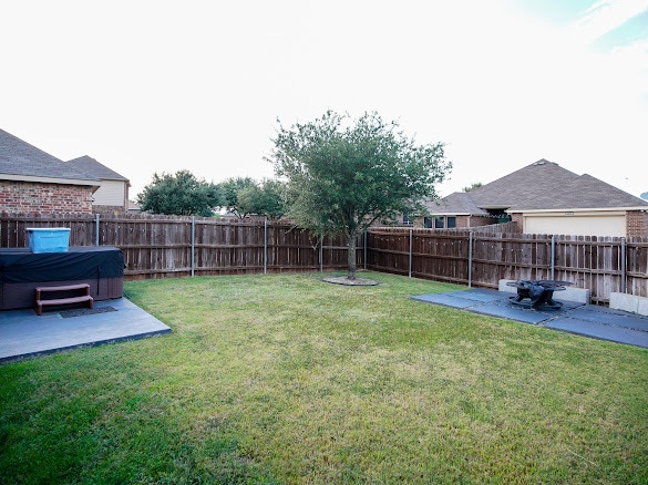 Building Photo - 213 Warbler Dr