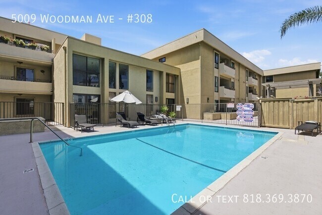 Building Photo - 5009 Woodman Ave