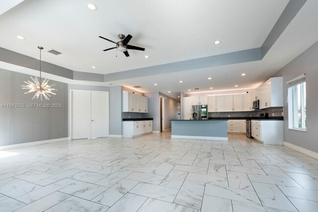 Building Photo - 4920 NE 1st Terrace