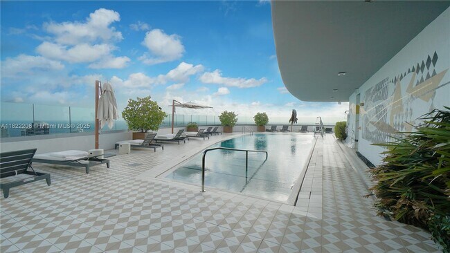 Building Photo - 801 S Miami Ave