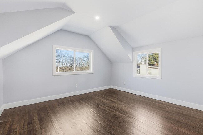 Building Photo - 85 Euclid Ave