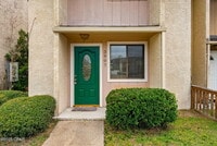 Building Photo - 3907 Venetian Cir