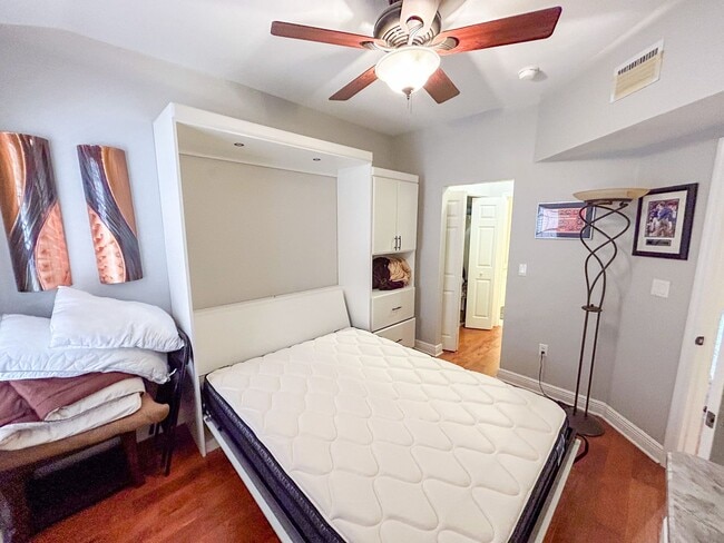 Building Photo - Union Street Station #324