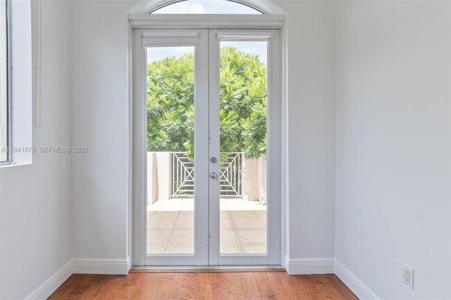 Building Photo - 3133 Hibiscus St