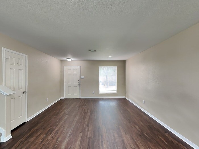 Building Photo - 8111 Loyal Ln