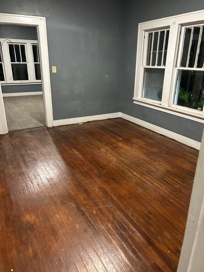 Building Photo - 1301 Giddings St