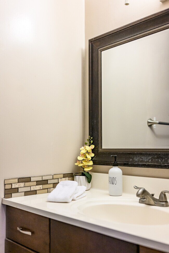 Building Photo - Fully Furnished 2BR Home with Crib — Mid-T...