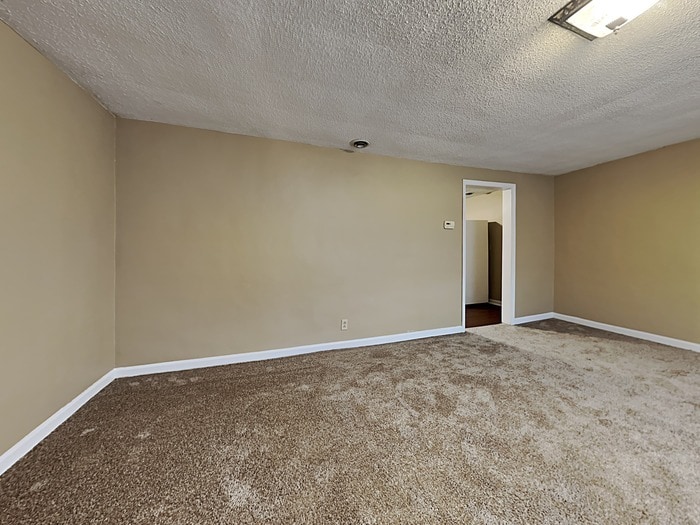 Building Photo - 812 W Smith Valley Rd