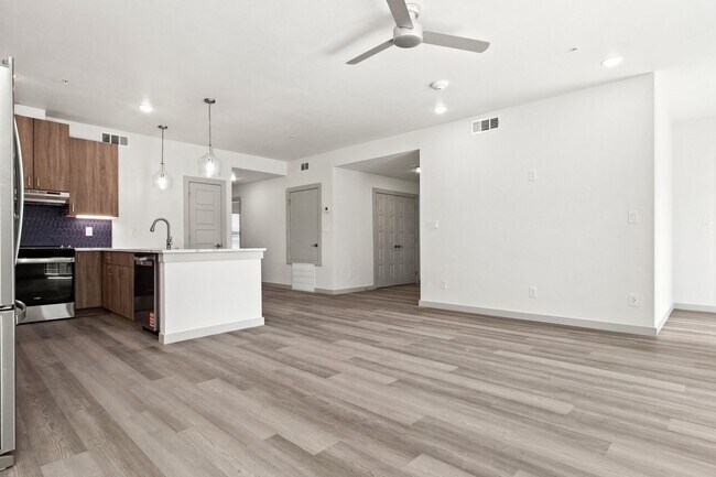 Building Photo - 3141 Waits Ave