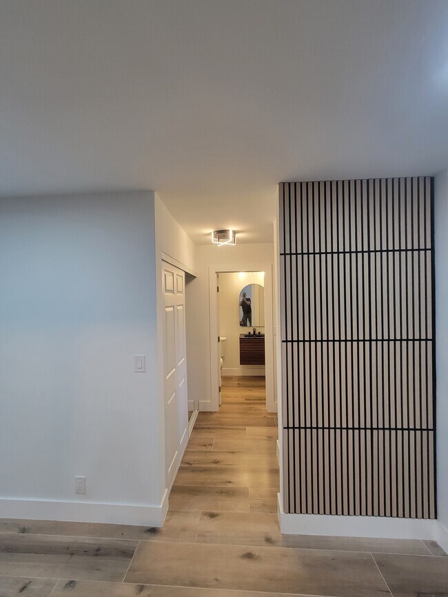 Building Photo - 9442 Oakburst Ln