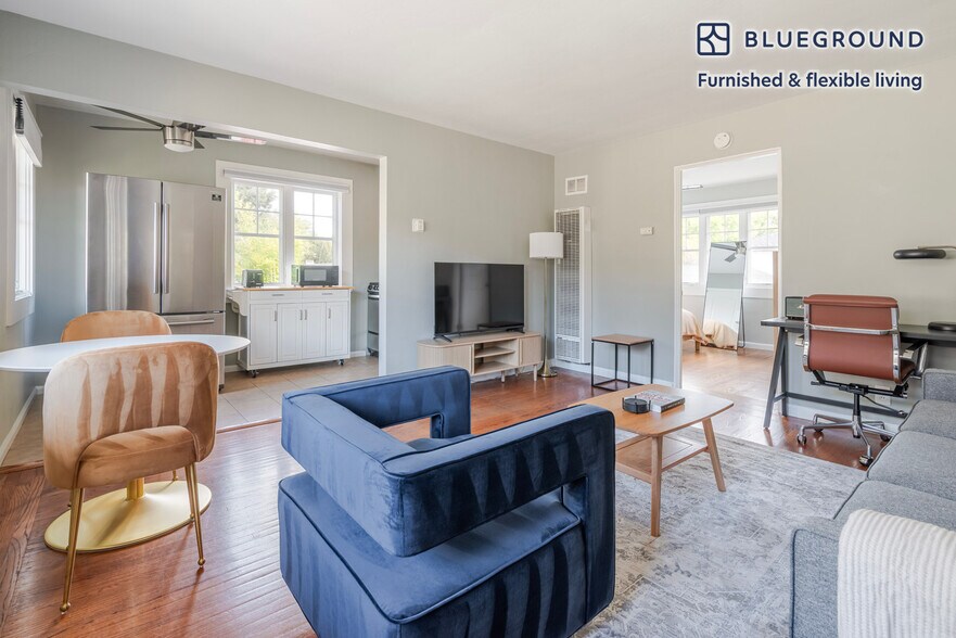 Building Photo - 329 Hawthorne Ave