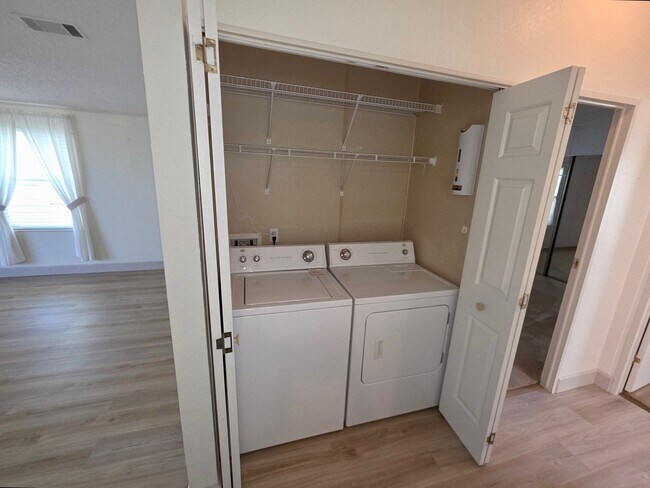 Building Photo - 5443 Bannock St