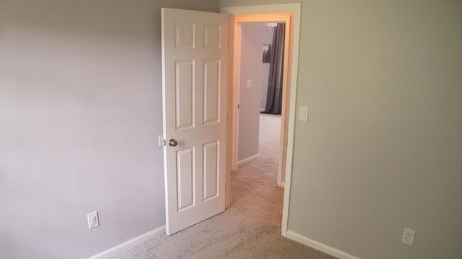 Building Photo - 3957 Kiwanis Loop