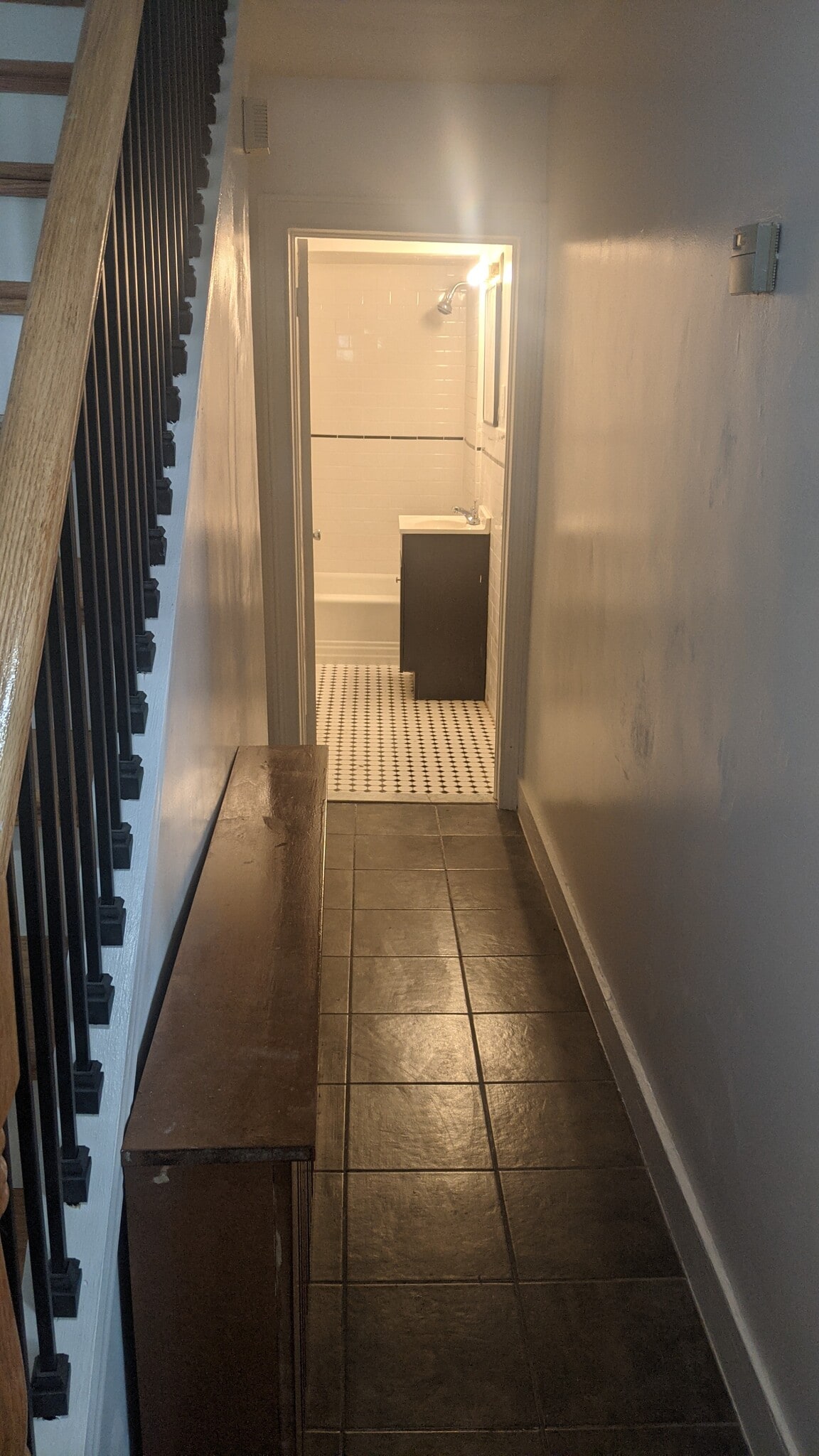 Building Photo - 14 Croton St