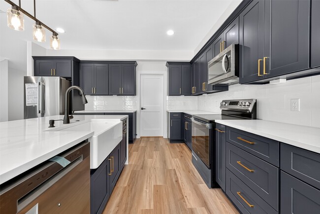 Building Photo - 12315 New Jordan Ln