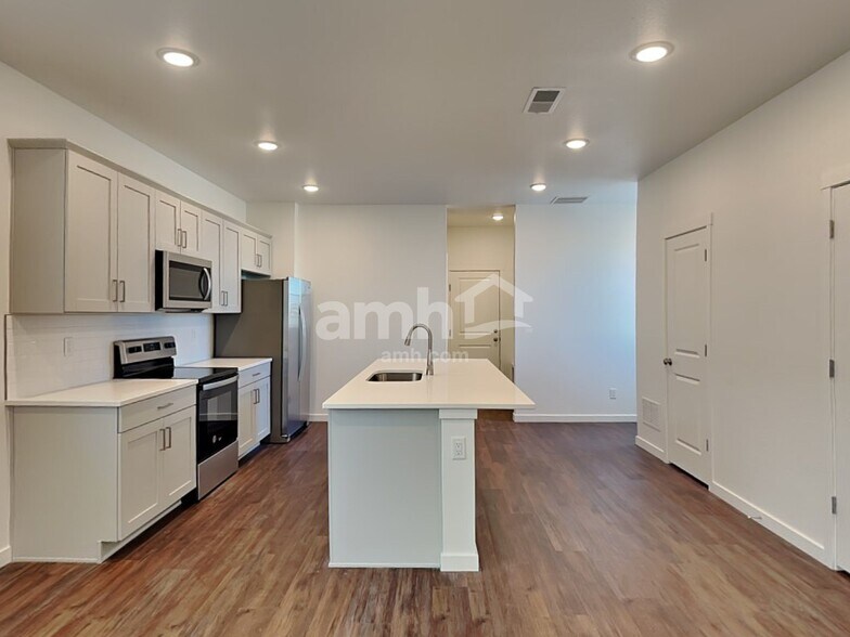 Building Photo - 23484 E 2nd Pl