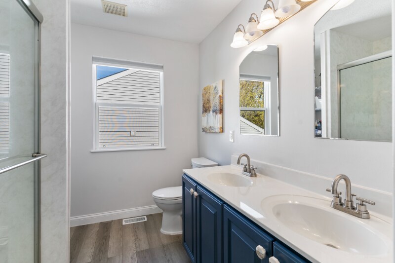 Building Photo - 6125 Ashtead Dr