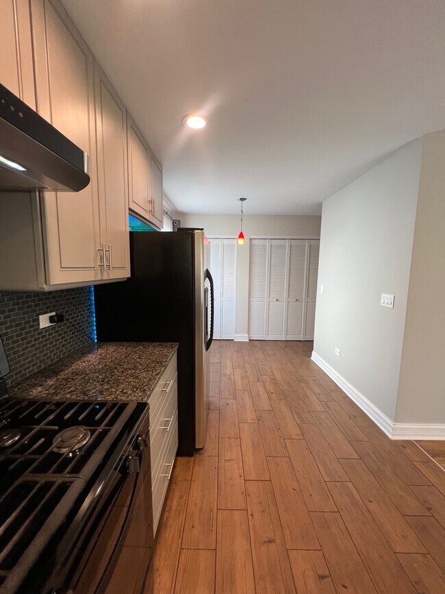 Building Photo - 1467 Chippewa Trail