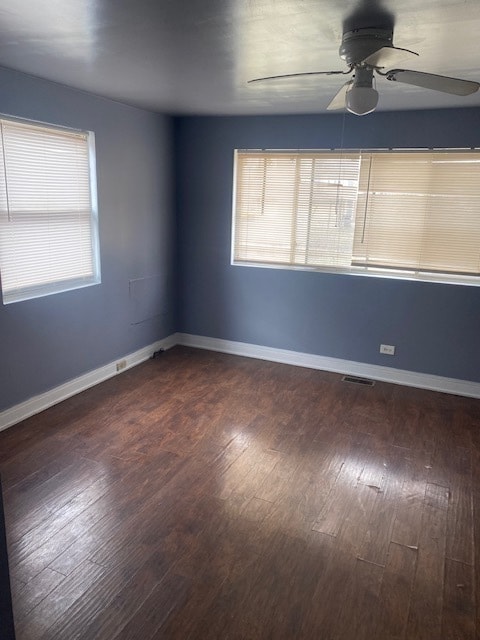 Building Photo - 9842 S Yates Blvd