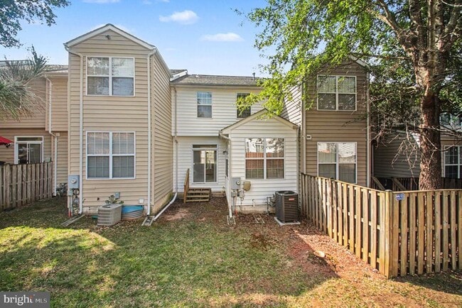 Building Photo - 6080 Ticket Way