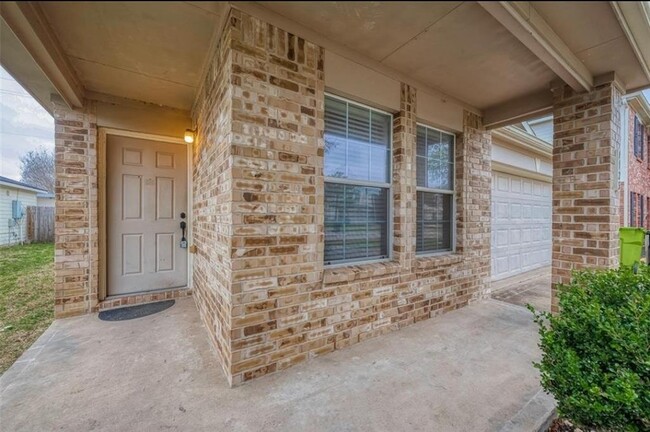 Building Photo - 1123 Desert Palms Ln