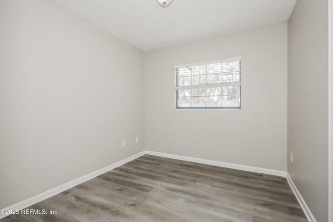 Building Photo - 8371 Fury Dr
