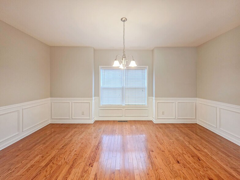 Building Photo - 2114 Tidal Cv