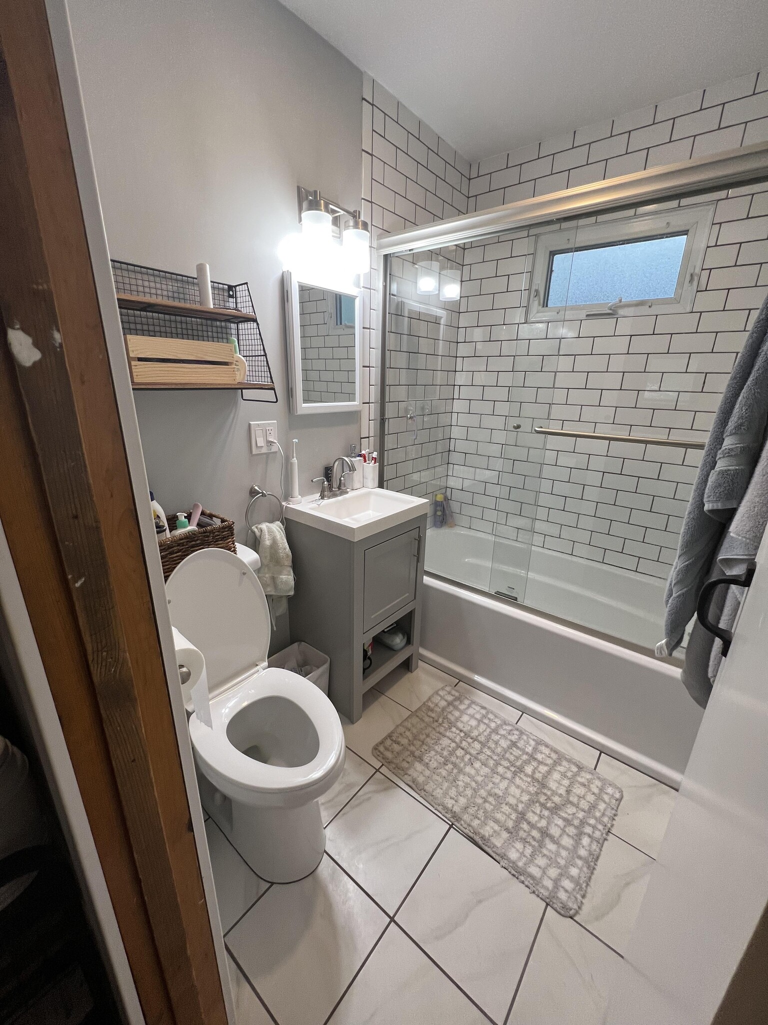 Bathroom - 49 North St